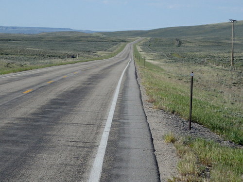 GDMBR: Riding due south on WY-352.